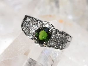 Pictures of engagement rings - Luscious blog - emerald engagement rings.jpg